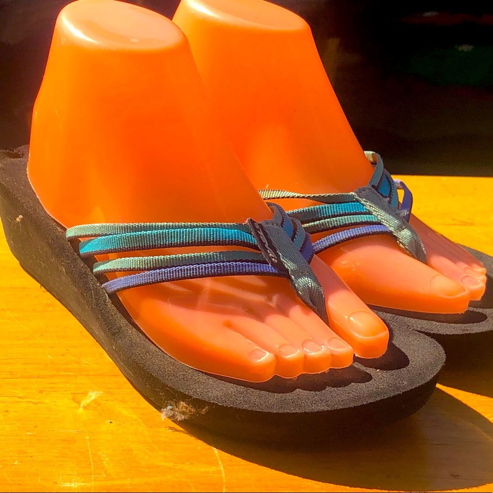 Mush Teva Women's Multi-Color Platform Flip Flop Sandals Aqua Size 10